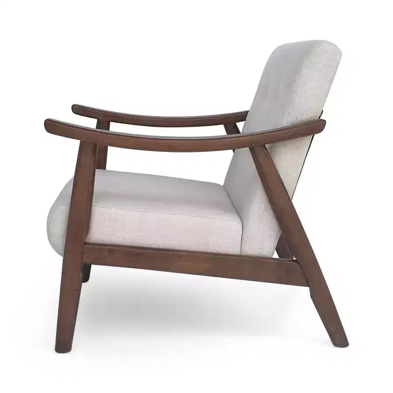 Poltrona trapuntata beige, struttura in metallo marrone, schienale basso, 1 posto
