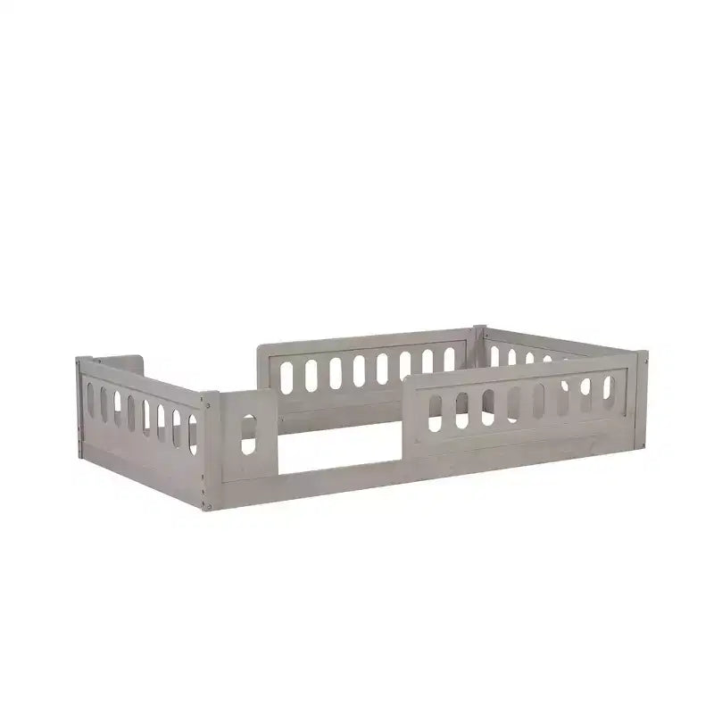 Letto a piattaforma basso per bambini gemello e matrimoniale naturale/bianco con recinzione semi-chiusa